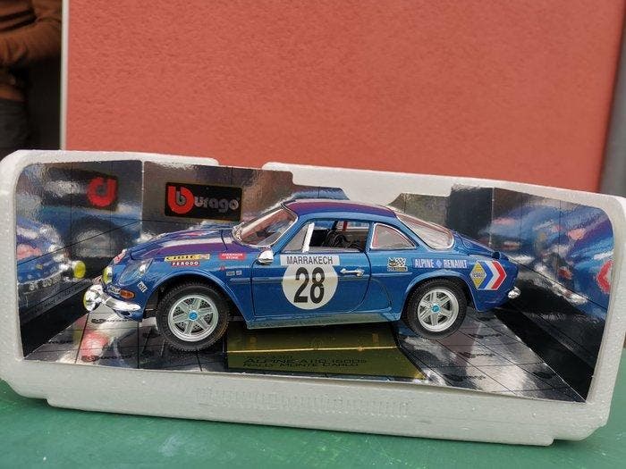 Bburago 1:16 - Modelbouwdoos - Renault - Alpine A110 1600 S, Hobby en Vrije tijd, Modelauto's | 1:5 tot 1:12