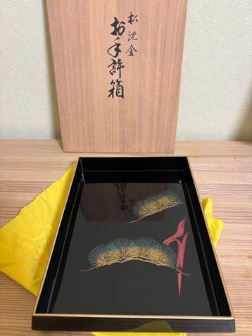 Wajima-nuri - Doos - Hout, lak, goudpoeder