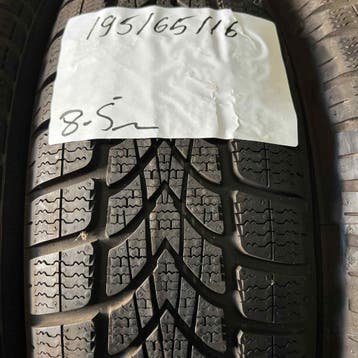 2 x Dunlop SP Winter Sport 4D 195-65-16 Winterbanden 8,5mm, Gebruikt, 16 inch, Band(en), Personenwagen