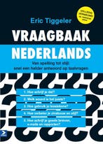 Vraagbaak Nederlands 9789012582780, Zo goed als nieuw