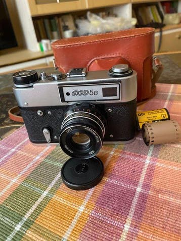 FED 5B + Industar-61 2,8/55mm | Meetzoeker camera (Zonder, Nieuw