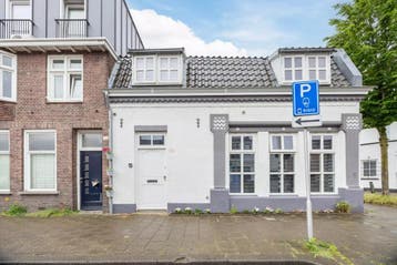Woonhuis in Tilburg, Huizen en Kamers, Tilburg, Overige soorten, Direct bij eigenaar
