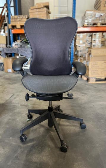 Herman Miller Mirra 2 Bureaustoel, Full Option Zwart, Verzenden, Zwart, Zo goed als nieuw, Bureaustoel