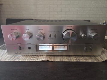 Akai - AM-2350 Solid state geïntegreerde versterker, Nieuw