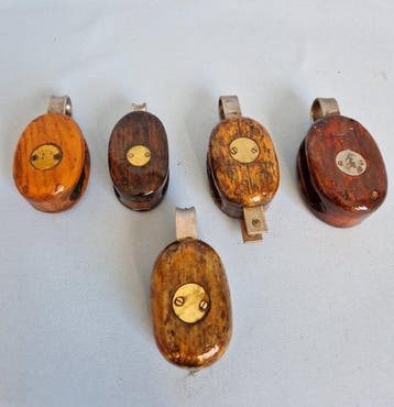 Katrollen / blokken, Ship’s pulley (5) - Hout, IJzer,