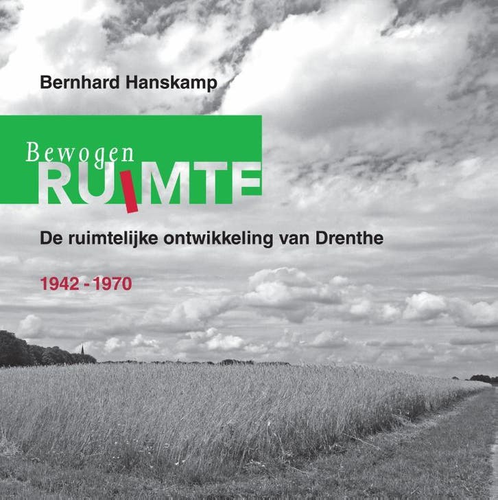 Bewogen ruimte 9789023248187 Bernhard Hanskamp, Boeken, Geschiedenis | Stad en Regio, Zo goed als nieuw, Verzenden