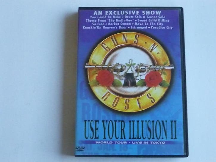 Guns n Roses - Use your Illusion II / Live in Tokyo (DVD), Cd's en Dvd's, Dvd's | Muziek en Concerten, Zo goed als nieuw, Ophalen of Verzenden