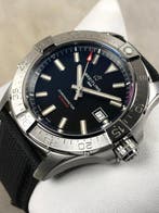 Breitling - Avenger Automatic 42 - Zonder minimumprijs -, Nieuw