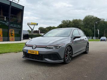 Volkswagen Golf 2.0 TSI Clubsport Dsg7 2021 Grijs, Auto's, Gebruikt, Met garantie (alle), Golf, Hatchback