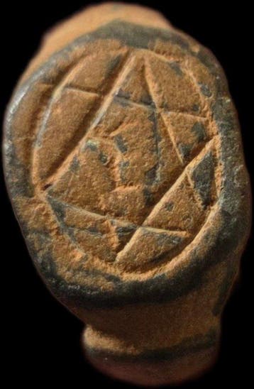 Middeleeuwen, kruisvaardersperiode Brons bronzen ring