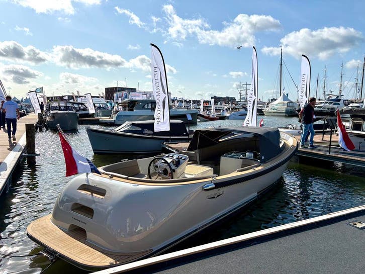 Pieterman 860 - 42 PK  ( OP VOORAAD ), Watersport en Boten, Sloepen, Binnenboordmotor, Diesel, Nieuw, Polyester, Ophalen