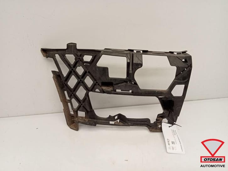 VW Golf 7 5G Voorbumper Mistlamp Houder Rechts 5G0807724D, Auto-onderdelen, Carrosserie en Plaatwerk, Gebruikt, Volkswagen, Bumper