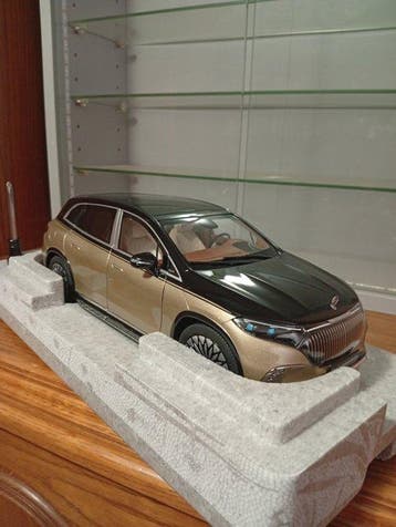 NZG 1:18 - Modelauto - Mercedes Maybach EQS 680 (z296) 2024, Nieuw