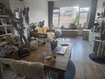 Woningruil - Van Maanenstraat 21b - 3 kamers en Rotterdam, Huizen en Kamers, Rotterdam