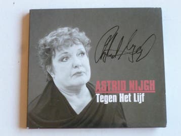 Astrid Nijgh - Tegen het lijf (gesigneerd), Ophalen of Verzenden, Zo goed als nieuw