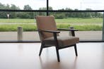 Havee Cloak fauteuil 1963 lage rug stof Ploeg Eiken frame, Huis en Inrichting, Ophalen of Verzenden, Nieuw, Hout