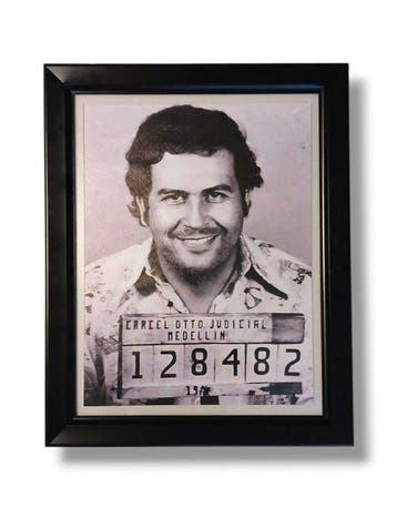 Pablo Escobar Officiële Mugshot Lightbox – Verlichte