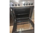Indesit KN6C61A(X)/NL - Vrijstaand fornuis - Keramisch -, Verzenden, Zo goed als nieuw