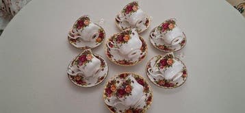Royal Albert - Koffie- en theeservies (14) - Old Country