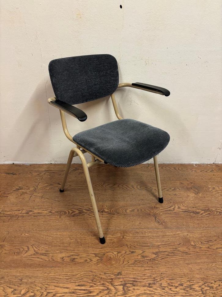 Gebruikte stapelbare schoolstoel - S3548 Vintage/Café, Huis en Inrichting, Stoelen, Ophalen