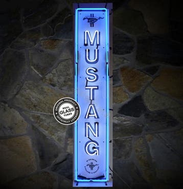 Ford Mustang Verticale Neon 30 x 135 cm, Gebruikt