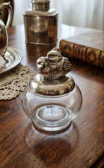 Decoratief ornament - Italië - Potje met mussen