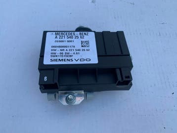 Siemens VDO fuel pump control module computer A2215402662, Gebruikt, Mercedes-Benz