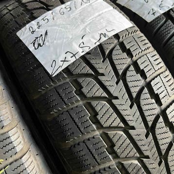 2 x Tyfoon 225-65-17 Winterbanden 7,5mm, Gebruikt, 17 inch, Band(en), Personenwagen