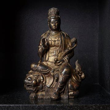 Guanyin zittend op leeuw (Zonder Minimumprijs) - Brons -