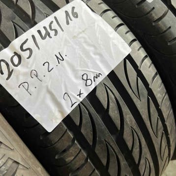 4 x Pirelli 205-45-16 Zomerbanden 8mm, Gebruikt, 16 inch, Band(en), Personenwagen