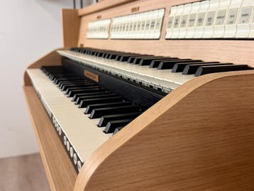 Johannus Studio 150, Muziek en Instrumenten, Zo goed als nieuw, 2 klavieren, Orgel