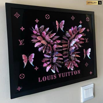 Artiluxx - Louis Vuitton - The pink butterfly Effect