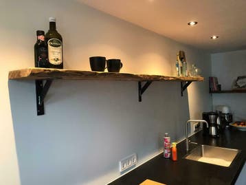 Robuuste wandplanken van oud eiken, tafels,bladen en planken, Ophalen, Nieuw
