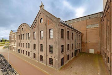 Kantoorruimte te huur Halfweg Haarlemmerstraatweg 11, Huur, Kantoorruimte