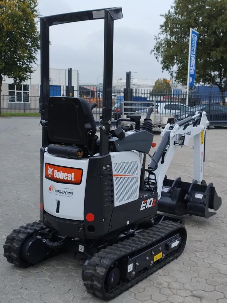 Bobcat E10z met wissel en bakken € 471,- pm./36 mnd., Zakelijke goederen, Machines en Bouw | Kranen en Graafmachines, Graafmachine