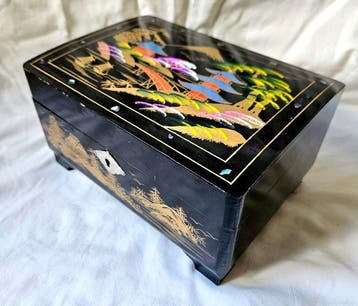 Sieradendoos - Gelakt hout Vintage Japan -, Antiek en Kunst