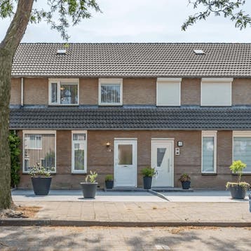 Huis in Eindhoven gevonden voor €1750,- pm, Huizen en Kamers, Huizen te huur, Noord-Brabant, Direct bij eigenaar, Eindhoven, (Studenten)kamer