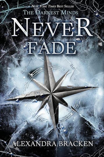 Never Fade - EN - Alexandra Bracken - Paperback, Boeken, Gelezen, Ophalen of Verzenden, Alexandra Bracken, Fictie