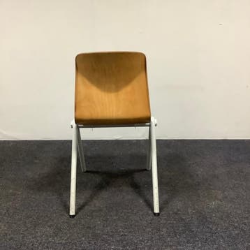pagholz schoolstoel, stapelstoel, zithoogte 44 cm, beuken, Ophalen of Verzenden, Gebruikt, Hout, Eén