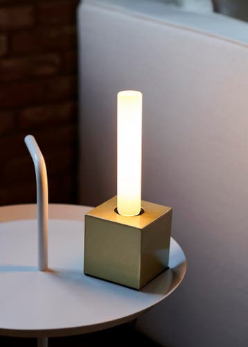Bailey LED Baton E27 4W 240lm 2700K Opaal Dimbaar | Beste..., Ophalen of Verzenden, Nieuw