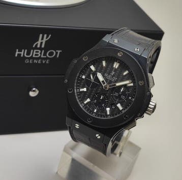 Hublot - Big Bang Black Magic Ceramic Chronograph -, Nieuw