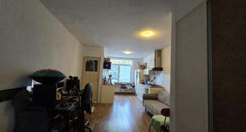 Appartement aan Strevelsweg, Rotterdam, Rotterdam
