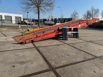Gebruikte laadbrug 9 ton, Meer dan 4000 kg, Ophalen, Elektrisch, Overige typen
