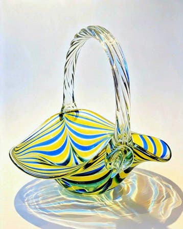 HandBlown Art – Vibrant Blue & Yellow Stripes, Twisted, Antiek en Kunst
