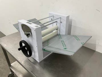 Electrolux Deeguitrolmachine – Deeg Rollen pizza bakkerij, Ophalen of Verzenden, Nieuw zonder verpakking, Overige typen