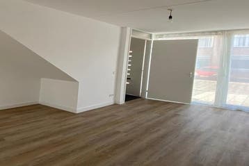 Appartement Rapenlandstraat in Eindhoven, Noord-Brabant, Via bemiddelaar, Eindhoven, Appartement