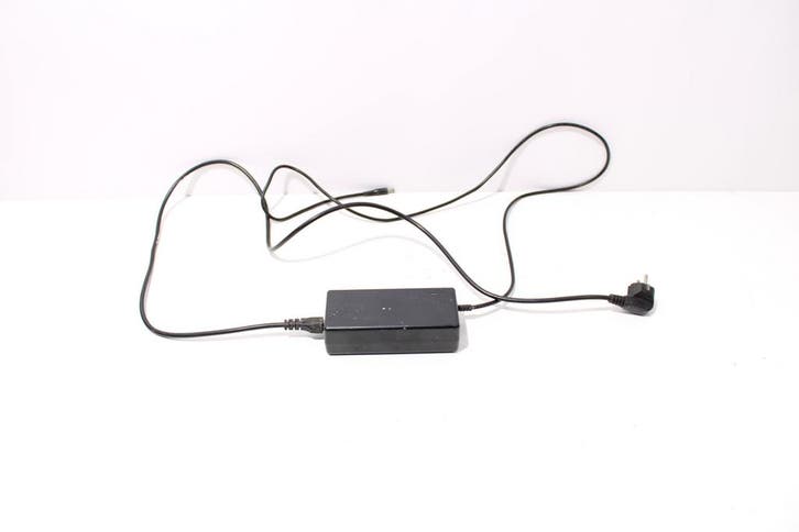 Oplader | Sans | SSLC058V29 | 29,4V | 2A, Fietsen en Brommers, Fietsaccessoires | Fietsaccu's, Verzenden