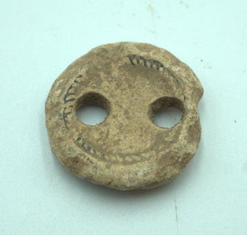 17th - 18th century Lead Dutch Buzzing Toy – “Snorrebot” -