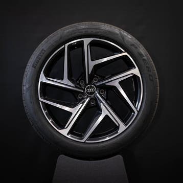 Audi Q6 SQ6 21 Inch Velgen Zomerbanden Origineel 285/45/21, Gebruikt, 285 mm, Banden en Velgen, Personenwagen