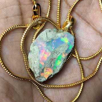 Metaal - Bel hanger - Sprankelend Opal rauw
